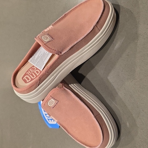 NWT Hey Dude Austin Lift Classic Rosette Pink Suede Slip-On Loafers, W6 - Picture 3 of 11